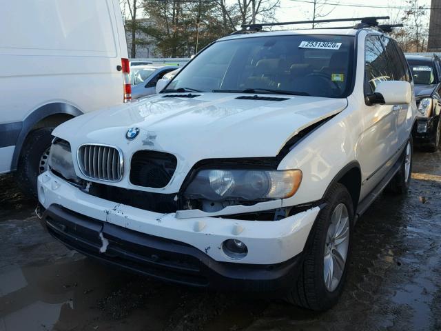 5UXFB33513LH41131 - 2003 BMW X5 4.4I WHITE photo 2