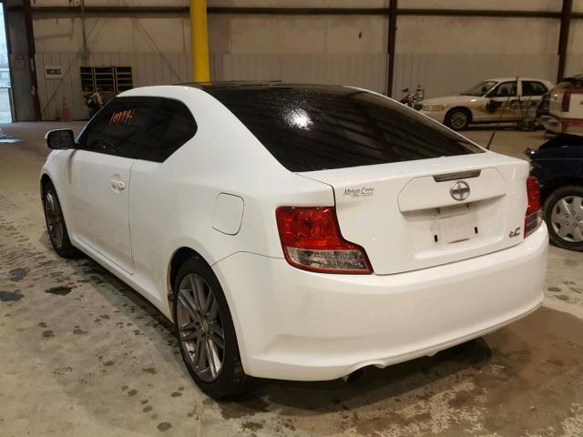 JTKJF5C72B3000598 - 2011 TOYOTA SCION TC 白色 照片 3