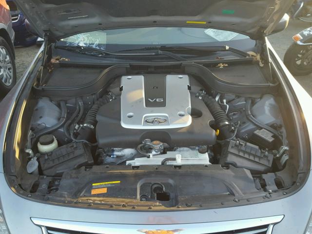 JN1DV6AP8CM812003 - 2012 INFINITI G25 BASE GRAY photo 7