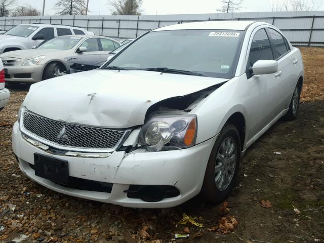 4A32B2FF1BE014888 - 2011 MITSUBISHI GALANT FE WHITE photo 2