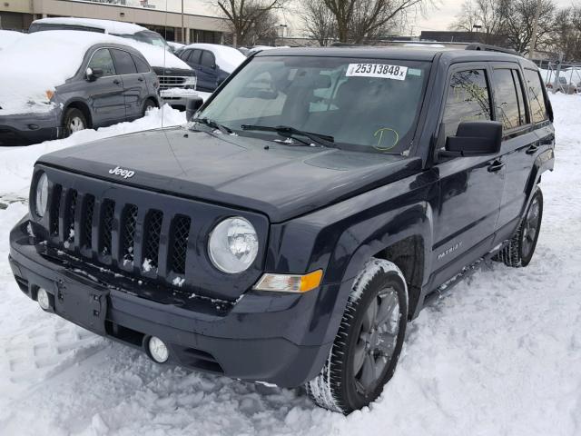 1C4NJPFA3ED850667 - 2014 JEEP PATRIOT LA GRAY photo 2