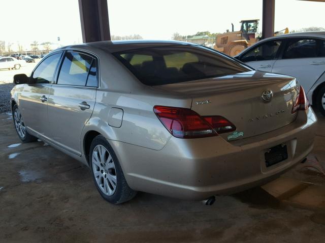 4T1BK36B28U268089 - 2008 TOYOTA AVALON XL GOLD photo 3