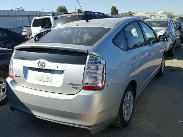 JTDKB20U787769289 - 2008 TOYOTA PRIUS SILVER photo 4