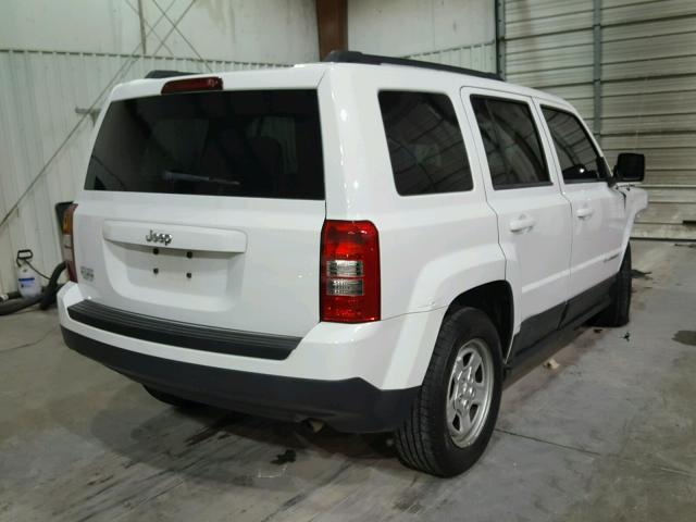 1C4NJPBA7CD617359 - 2012 JEEP PATRIOT SP WHITE photo 4