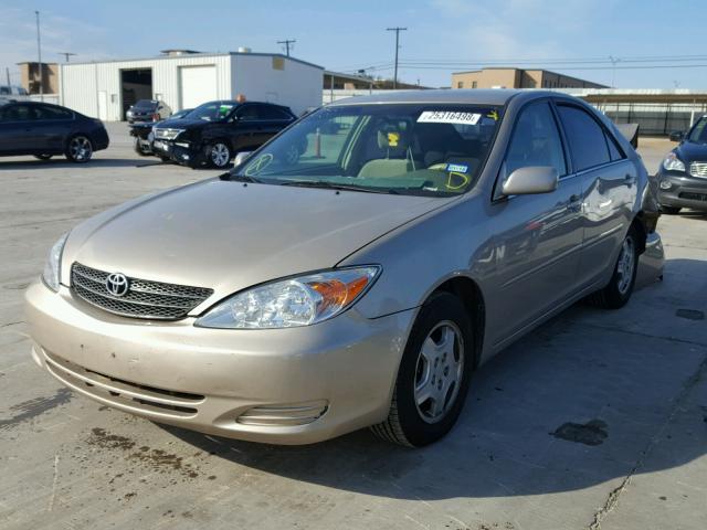 4T1BF32K83U559862 - 2003 TOYOTA CAMRY LE BEIGE photo 2