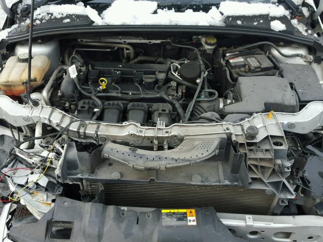 1FAHP3M20CL122474 - 2012 FORD FOCUS SEL SILVER photo 7