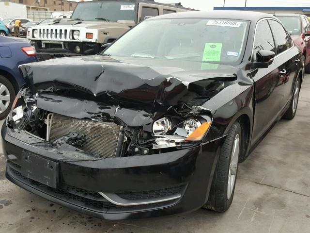 1VWBH7A32DC042772 - 2013 VOLKSWAGEN PASSAT SE BLACK photo 2