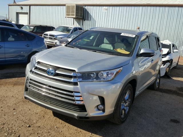 5TDDGRFH3HS029502 - 2017 TOYOTA HIGHLANDER GRAY photo 2