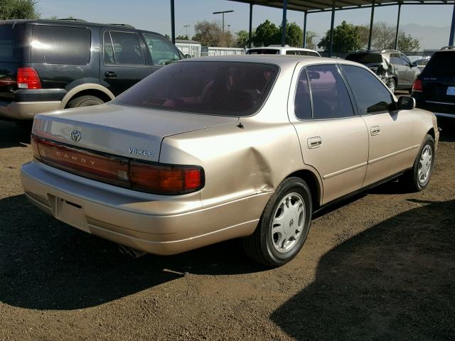 JT2GK13E0R0040946 - 1994 TOYOTA CAMRY XLE GOLD photo 4