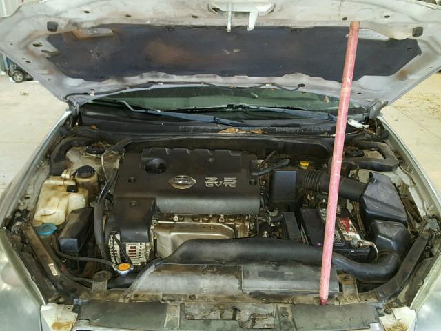 1N4AL11D45C258259 - 2005 NISSAN ALTIMA S SILVER photo 7