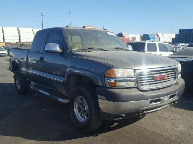 1GTHK29U82E128913 - 2002 GMC SIERRA K25 GRAY photo 1