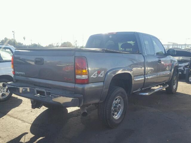 1GTHK29U82E128913 - 2002 GMC SIERRA K25 GRAY photo 4