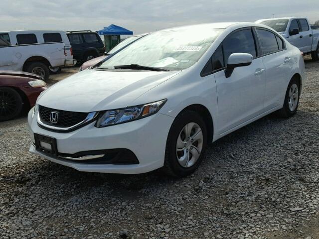 19XFB2F52EE019246 - 2014 HONDA CIVIC LX WHITE photo 2