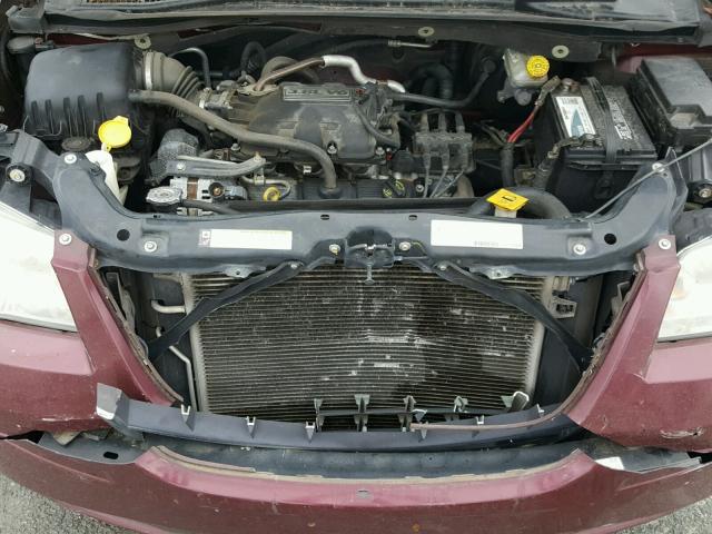 2A8HR54P78R682673 - 2008 CHRYSLER TOWN & COU MAROON photo 7