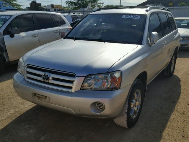 JTEDD21A760152158 - 2006 TOYOTA HIGHLANDER SILVER photo 2