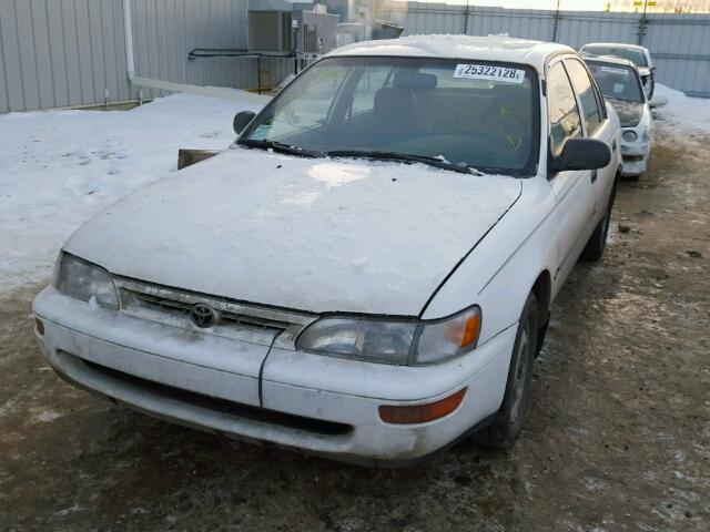 2T1BA01E9TC121801 - 1996 TOYOTA COROLLA WHITE photo 2