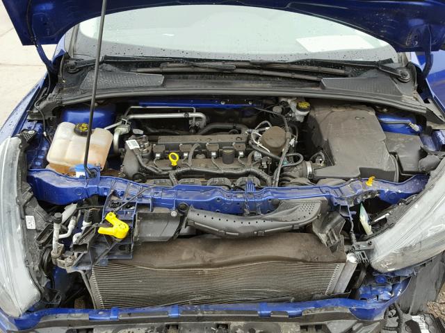 1FADP3K27FL255724 - 2015 FORD FOCUS SE BLUE photo 7