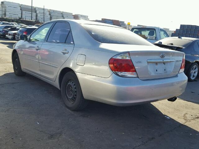 4T1BE30K75U060530 - 2005 TOYOTA CAMRY LE SILVER photo 3