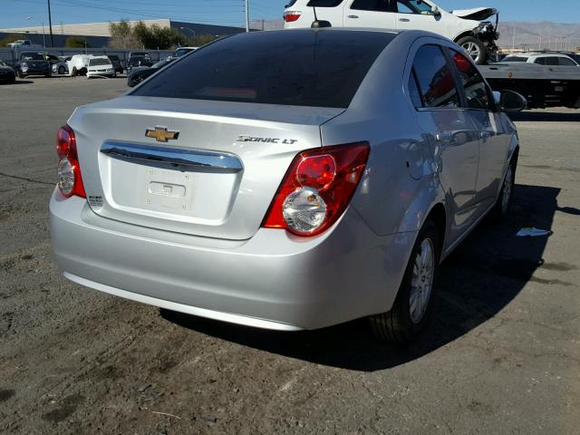 1G1JC5SH8G4121804 - 2016 CHEVROLET SONIC LT SILVER photo 4