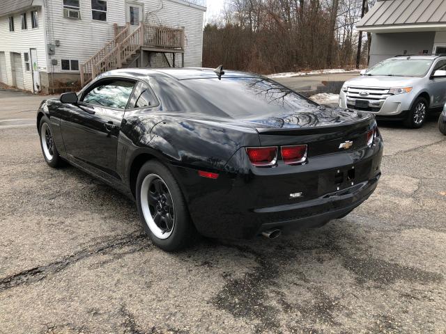 2G1FA1E39D9125034 - 2013 CHEVROLET CAMARO LS BLACK photo 4