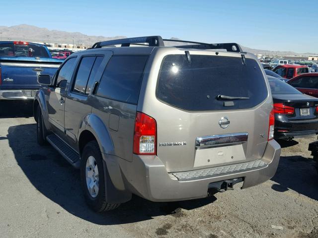 5N1AR18UX6C646625 - 2006 NISSAN PATHFINDER TAN photo 3