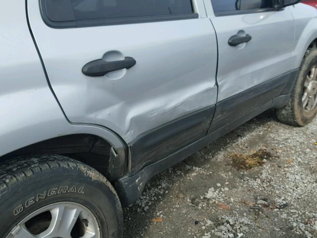 1FMYU93114KA23745 - 2004 FORD ESCAPE XLT SILVER photo 9