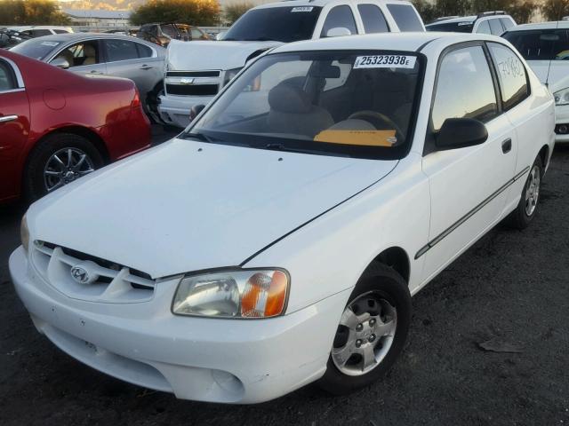 KMHCF35G71U145674 - 2001 HYUNDAI ACCENT L WHITE photo 2