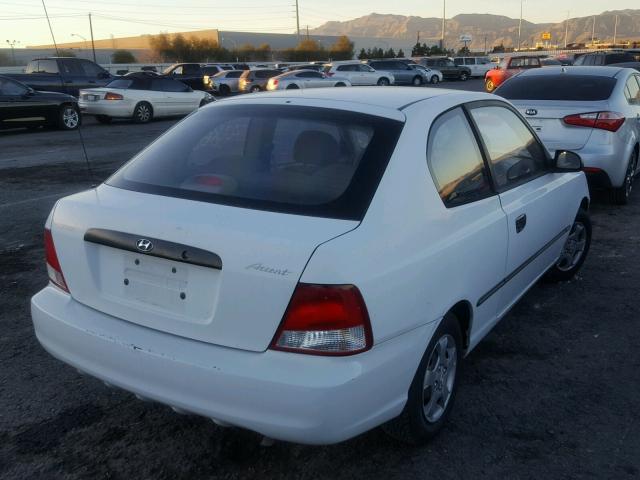 KMHCF35G71U145674 - 2001 HYUNDAI ACCENT L WHITE photo 4