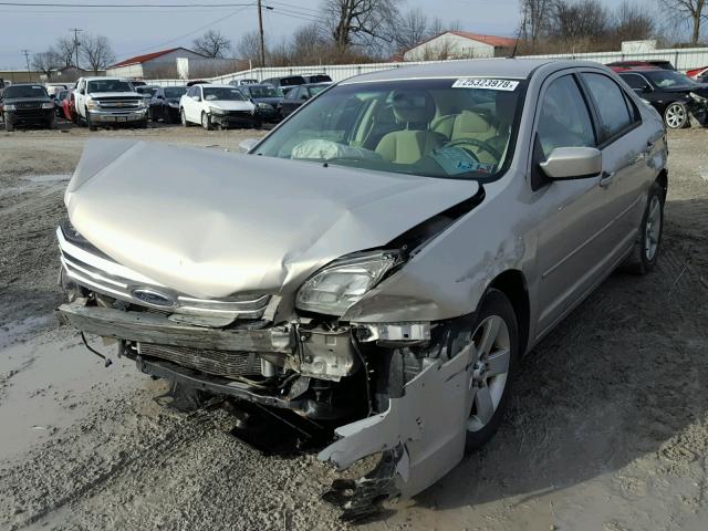 3FAHP07Z99R156267 - 2009 FORD FUSION SE BEIGE photo 2