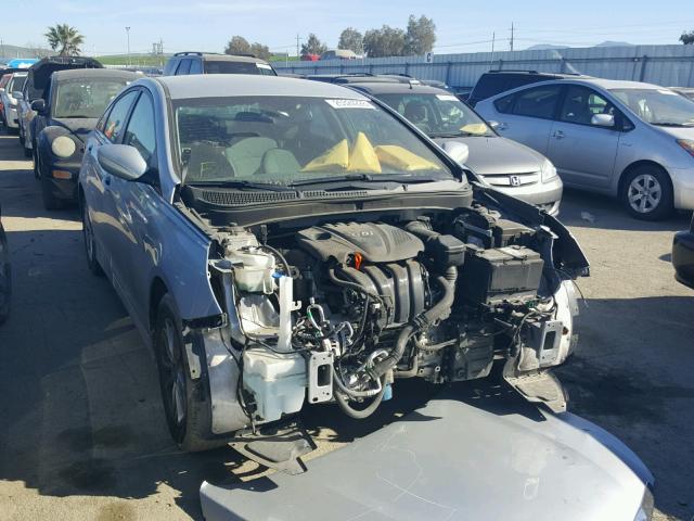 5NPEB4AC2EH848567 - 2014 HYUNDAI SONATA GLS SILVER photo 1