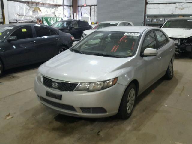 KNAFU4A23C5592472 - 2012 KIA FORTE EX SILVER photo 2