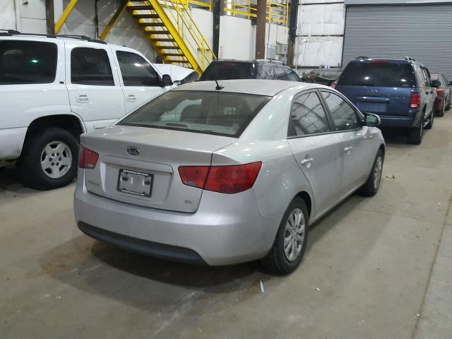 KNAFU4A23C5592472 - 2012 KIA FORTE EX SILVER photo 4