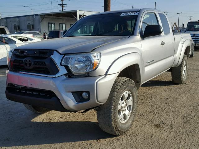 5TFUU4ENXFX114010 - 2015 TOYOTA TACOMA ACC SILVER photo 2