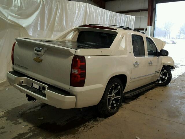 3GNTKGE70CG184420 - 2012 CHEVROLET AVALANCHE WHITE photo 4