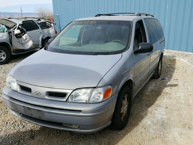 1GHDX13E7YD360696 - 2000 OLDSMOBILE SILHOUETTE SILVER photo 2