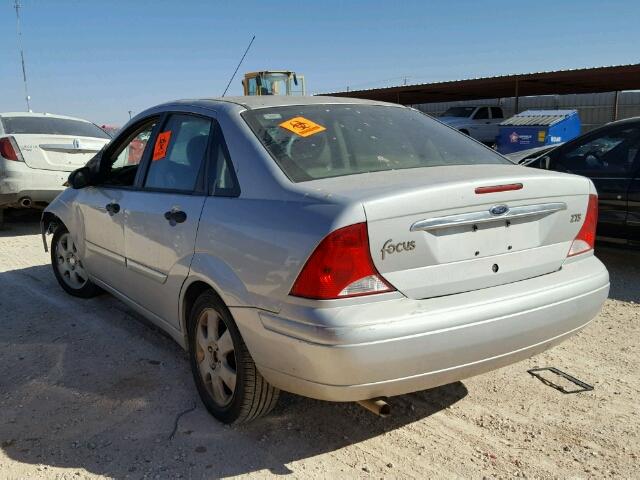 1FAFP38371W210878 - 2001 FORD FOCUS ZTS SILVER photo 3