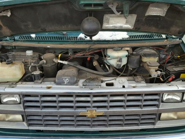 1GBEG25K4PF343350 - 1993 CHEVROLET G20 GREEN photo 7