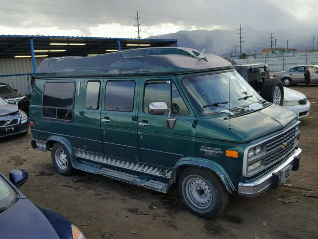 1GBEG25K4PF343350 - 1993 CHEVROLET G20 GREEN photo 9