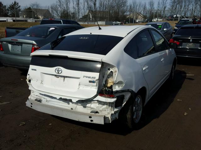 JTDKB20U883429527 - 2008 TOYOTA PRIUS WHITE photo 4