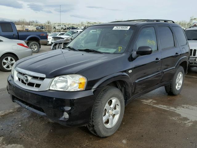 4F2YZ06156KM13604 - 2006 MAZDA TRIBUTE S BLACK photo 2