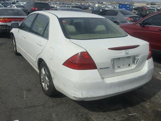 JHMCM56307C018070 - 2007 HONDA ACCORD SE WHITE photo 3