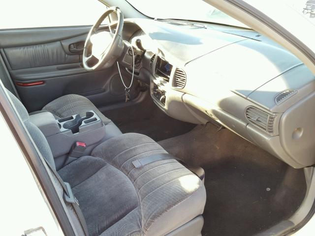 2G4WS52JX31108217 - 2003 BUICK CENTURY CU WHITE photo 5