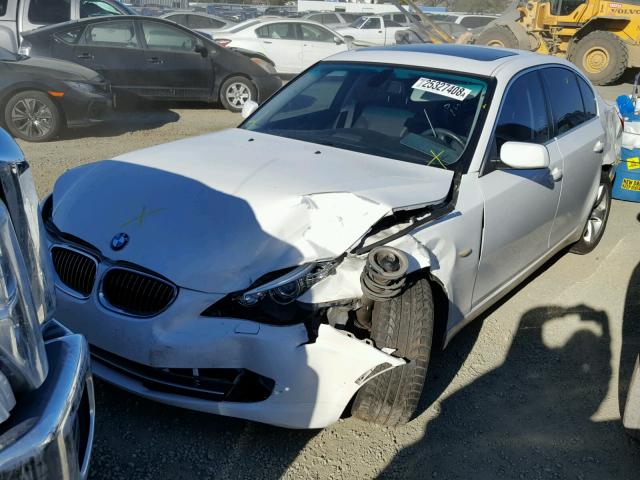 WBANU53538CT16692 - 2008 BMW 528 I WHITE photo 2