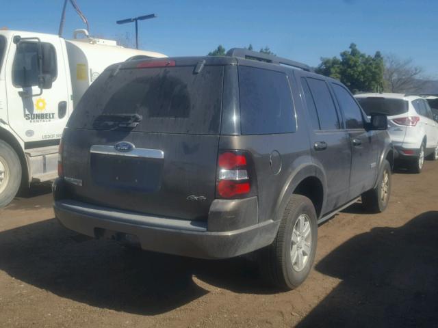 1FMEU73E98UA59266 - 2008 FORD EXPLORER X BROWN photo 4