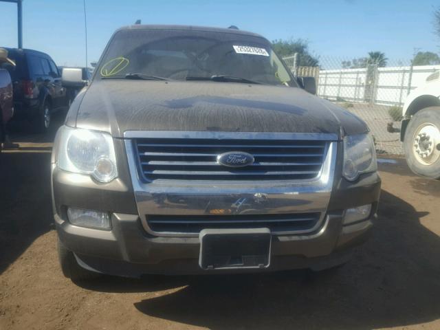 1FMEU73E98UA59266 - 2008 FORD EXPLORER X BROWN photo 9