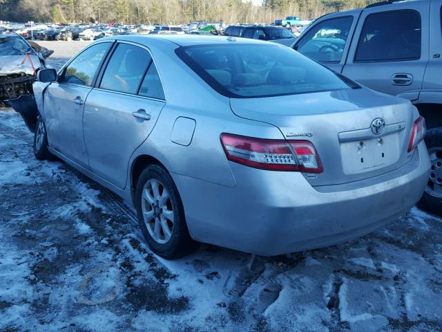 4T4BF3EK1BR170366 - 2011 TOYOTA CAMRY BASE SILVER photo 3