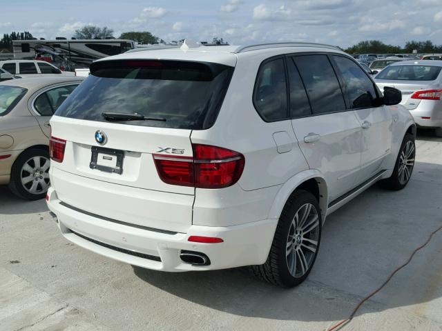 5UXZV4C58D0E05571 - 2013 BMW X5 XDRIVE3 WHITE photo 4