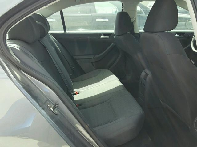 3VW2K7AJ4EM303075 - 2014 VOLKSWAGEN JETTA BASE GRAY photo 6