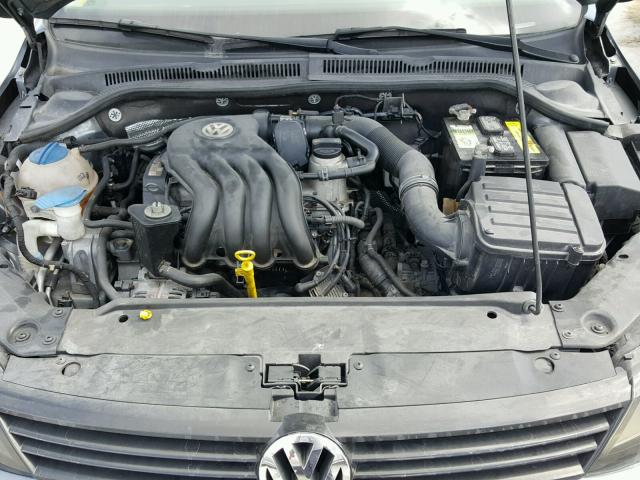 3VW2K7AJ4EM303075 - 2014 VOLKSWAGEN JETTA BASE GRAY photo 7