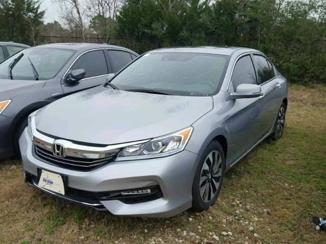 JHMCR6F53HC009079 - 2017 HONDA ACCORD HYB SILVER photo 2